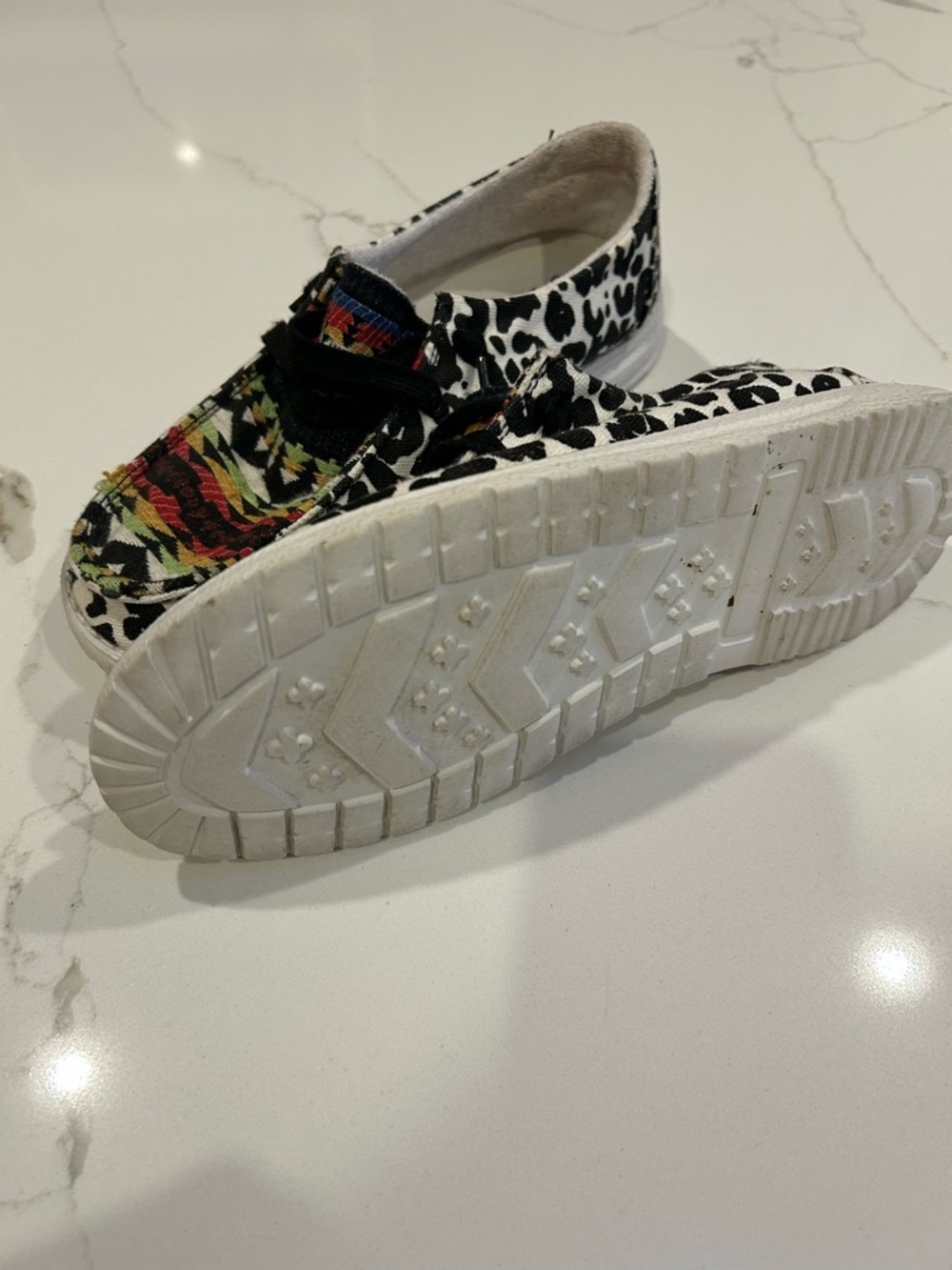 Gypsy Jazz Slip On Western Print Shoes - Picture 5 of 9